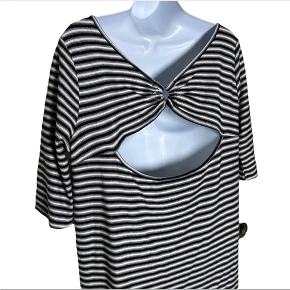 Free People Women’s Frenchie T-Shirt Dress Medium Half Sleeve Striped Cut Out - Picture 8 of 13